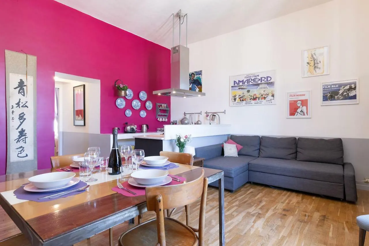 Rome As You Feel - Vittorio Colorful Design Apartment