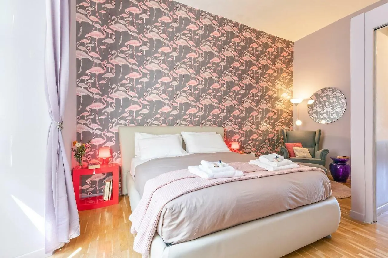 Rome As You Feel - Vittorio Colorful Design Apartment
