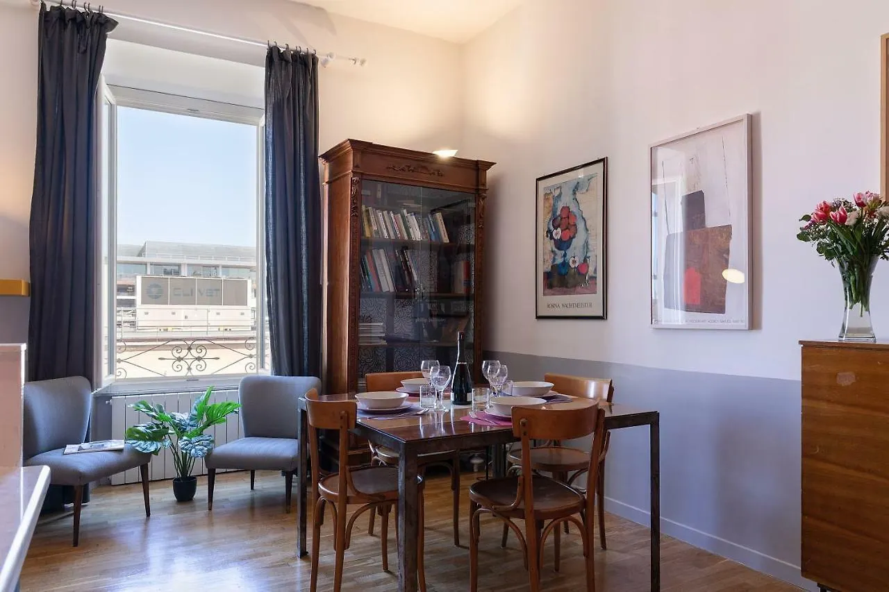 Rome As You Feel - Vittorio Colorful Design Apartment Italia