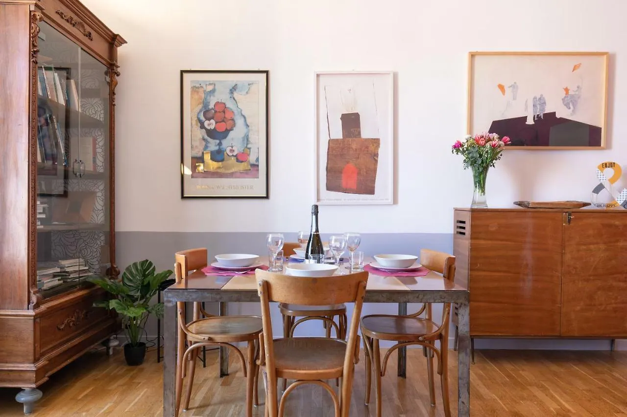 Rome As You Feel - Vittorio Colorful Design Apartment Italy